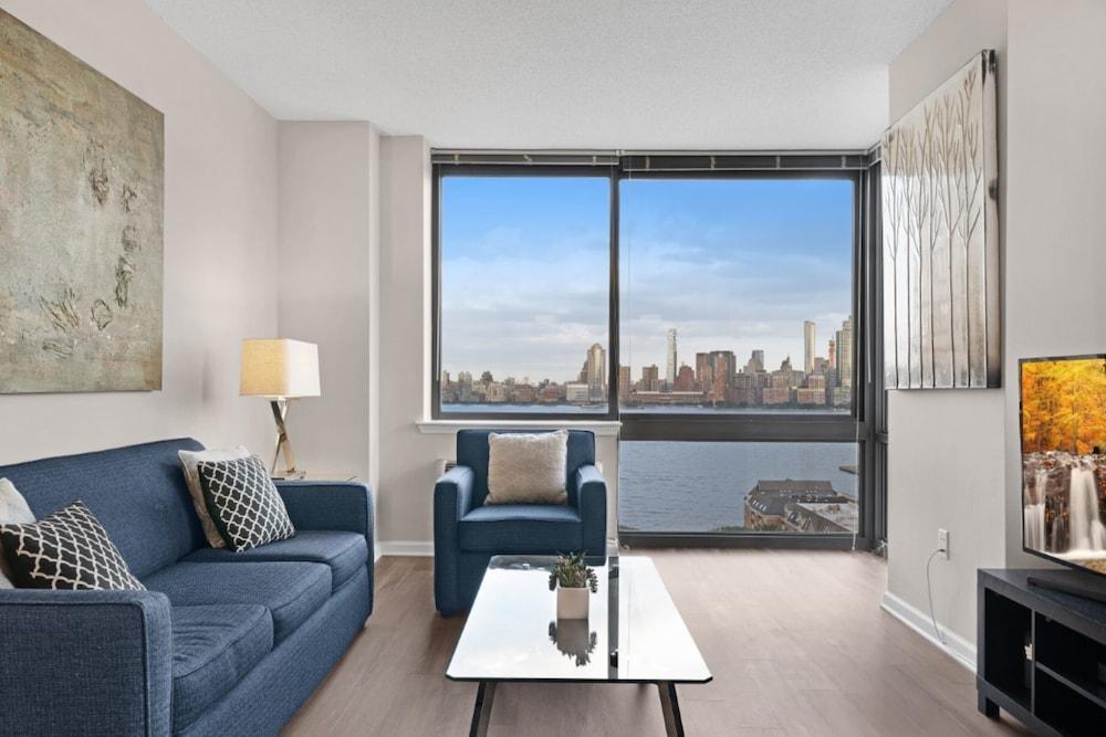 Global Luxury Suites At Metropolitan Jersey City Exterior photo