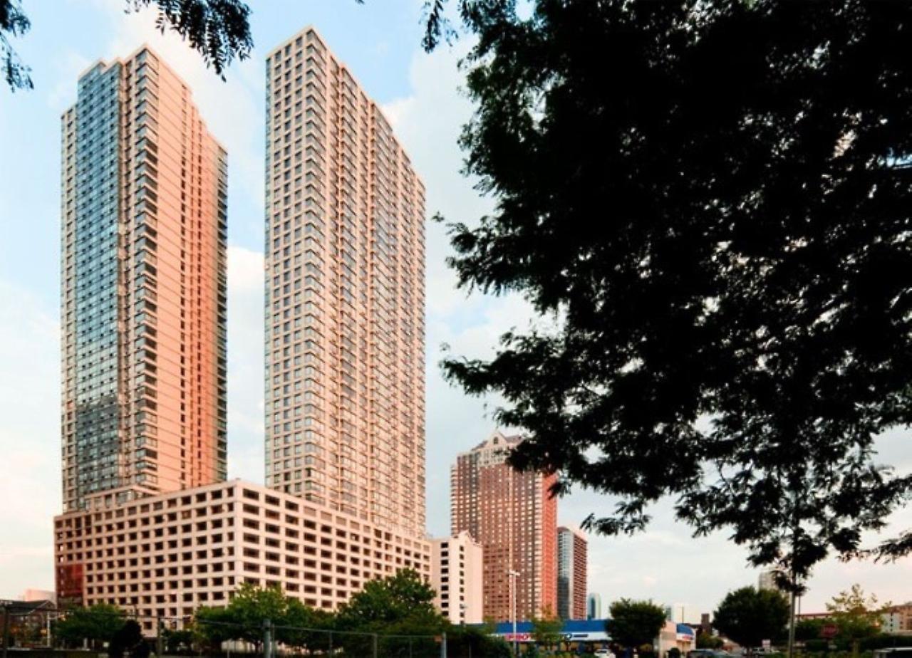 Global Luxury Suites At Metropolitan Jersey City Exterior photo
